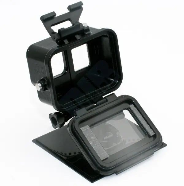 IQsub Unterwassergehäuse für Actioncam GoPro -13 150m max Tiefe, Deckel geöffnet